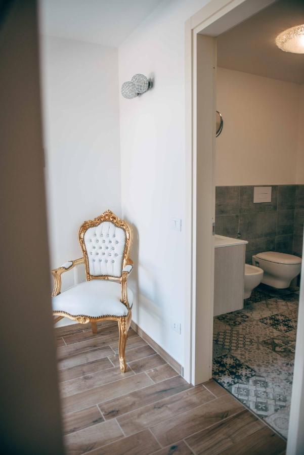 Affitta Camere La Fenice Di Folli Lorella Puegnago Exteriör bild