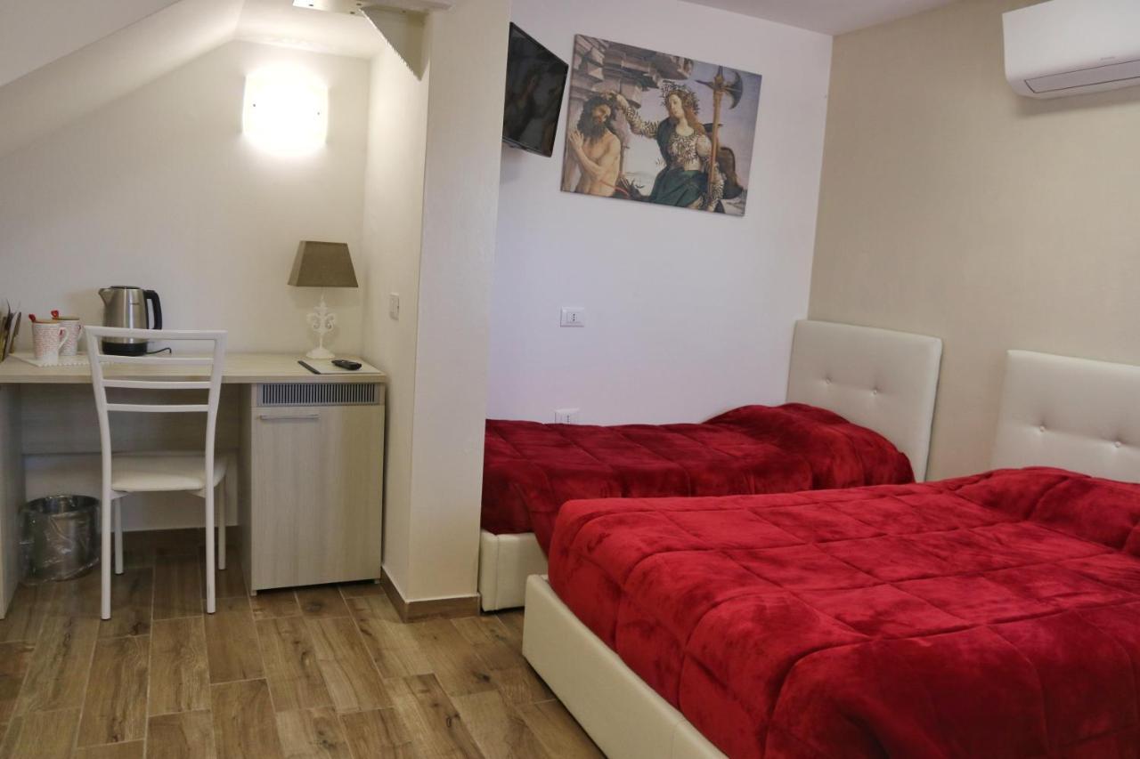 Affitta Camere La Fenice Di Folli Lorella Puegnago Exteriör bild