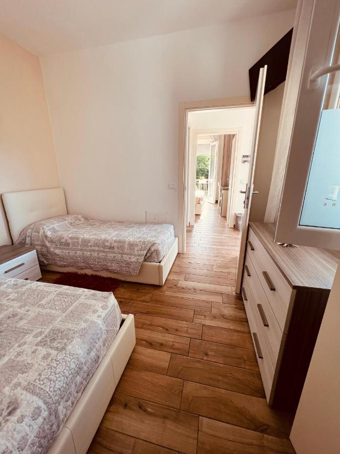 Affitta Camere La Fenice Di Folli Lorella Puegnago Exteriör bild