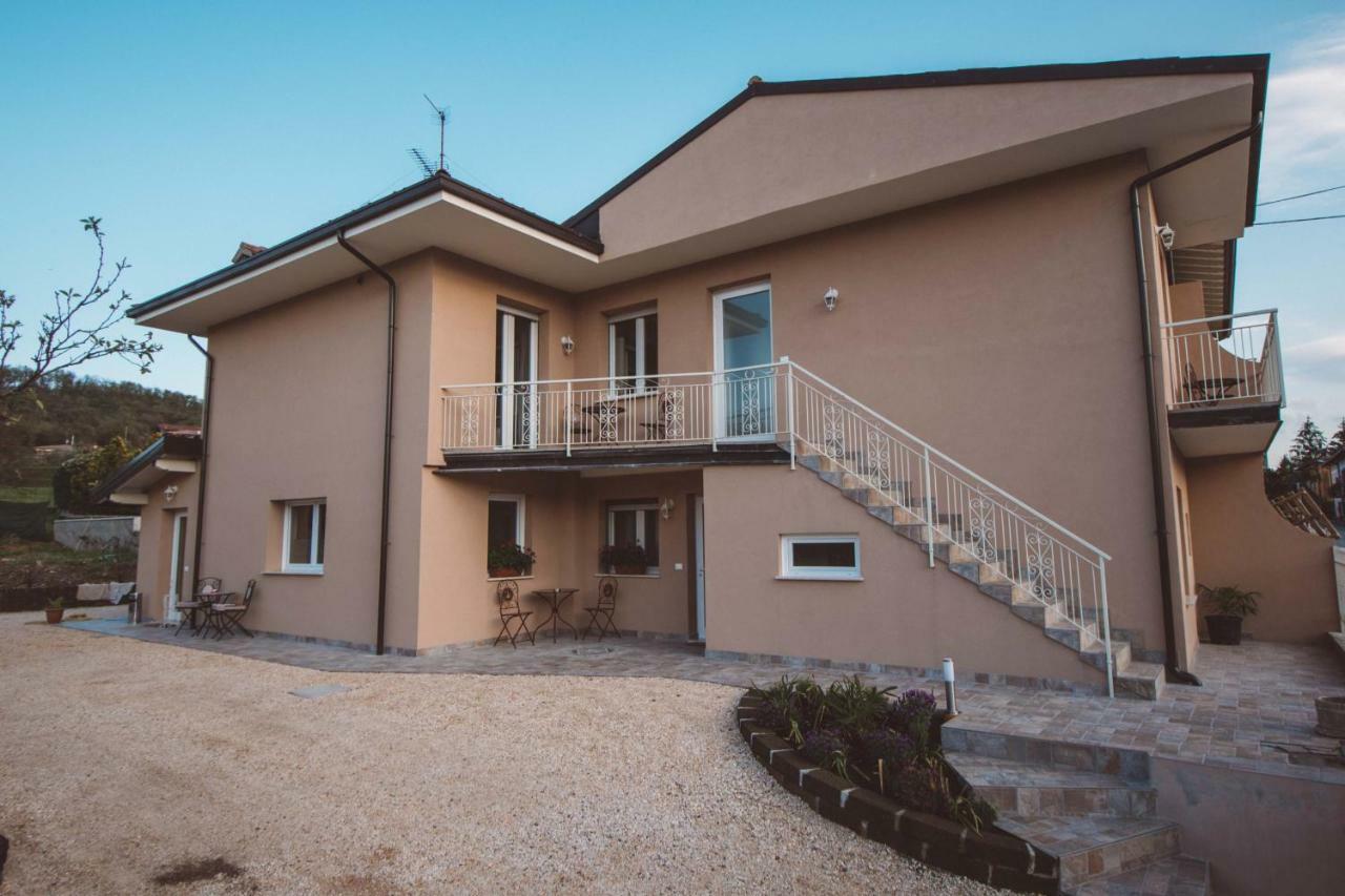 Affitta Camere La Fenice Di Folli Lorella Puegnago Exteriör bild